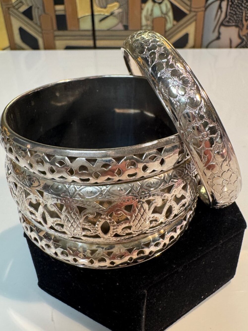 #113 Pair of beautiful carved bangle bracelets